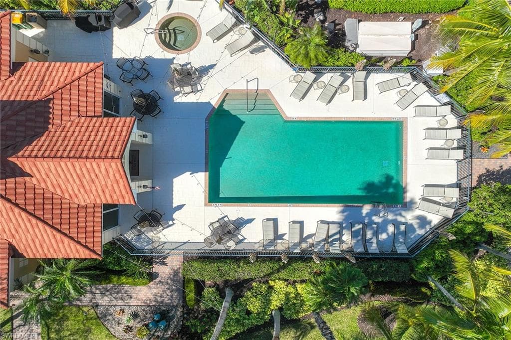 8613 Champions Pt 302, Naples, FL 34113-34