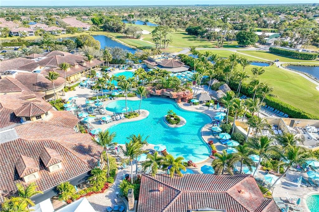 8613 Champions Pt 302, Naples, FL 34113-38