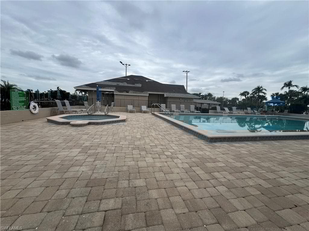 16260 Kelly Cove Dr 235, Fort Myers, FL 33908-20