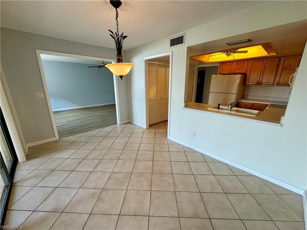 1748 Bald Eagle Dr 508-c, Naples, FL 34105-11