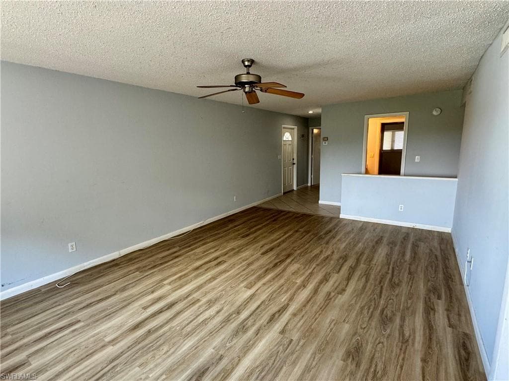 1748 Bald Eagle Dr 508-c, Naples, FL 34105-6