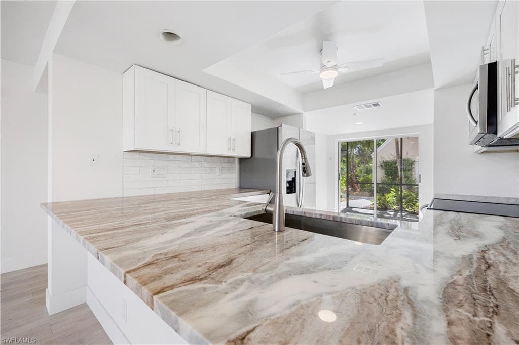 16320 Kelly Cove Dr 270, Fort Myers, FL 33908-5