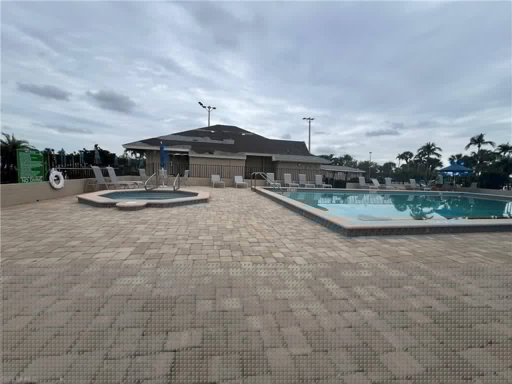 16410 Kelly Cove Dr 313, Fort Myers, FL 33908-25