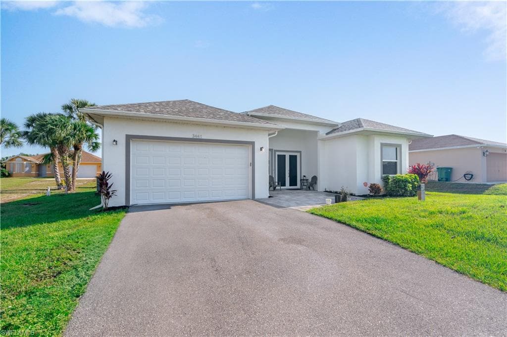 3441 20th Ave NE, Naples, FL 34120-1