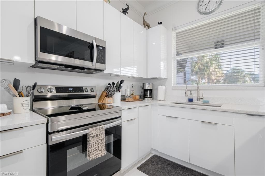 3441 20th Ave NE, Naples, FL 34120-21