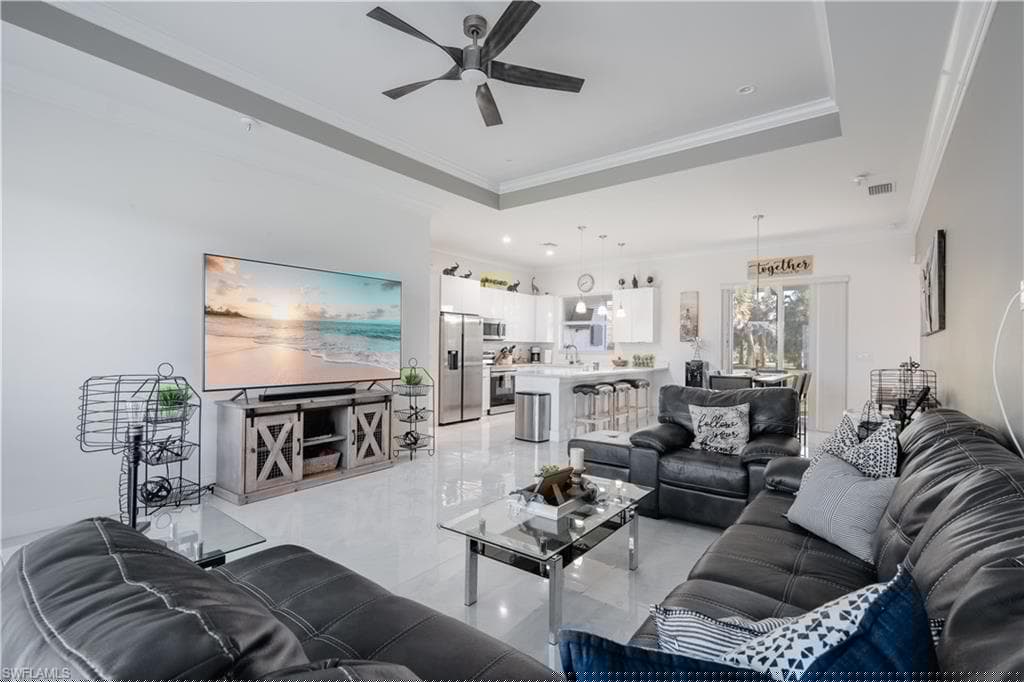 3441 20th Ave NE, Naples, FL 34120-32