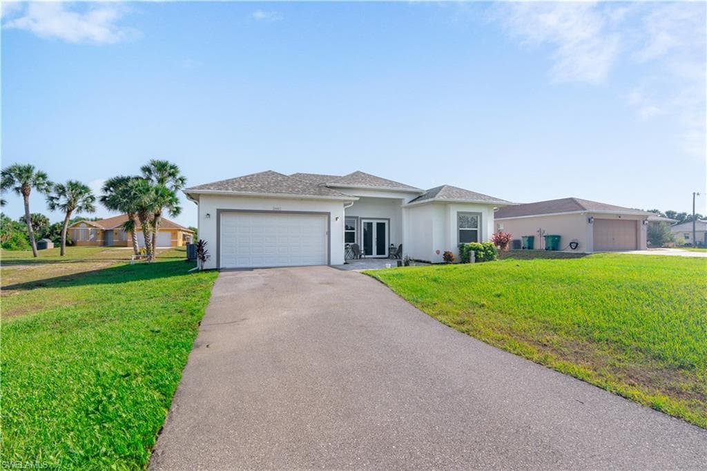 3441 20th Ave NE, Naples, FL 34120-44