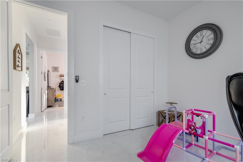 3441 20th Ave NE, Naples, FL 34120-7