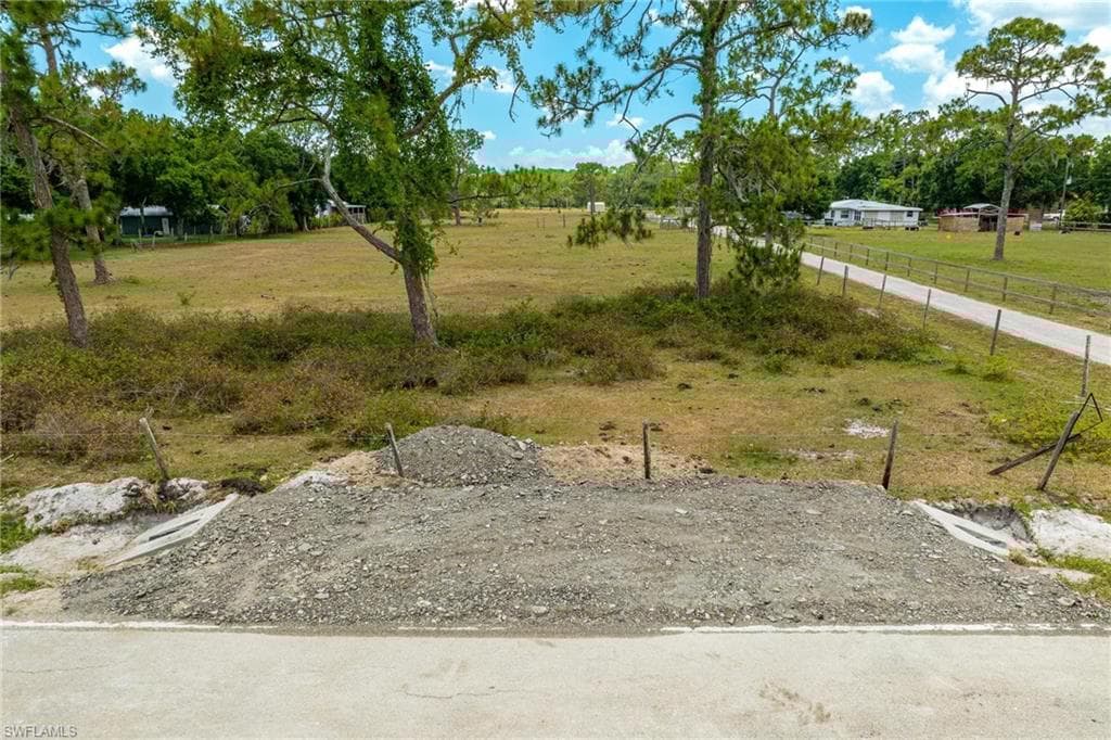 18301 Old Bayshore Rd, North Fort Myers, FL 33917-20