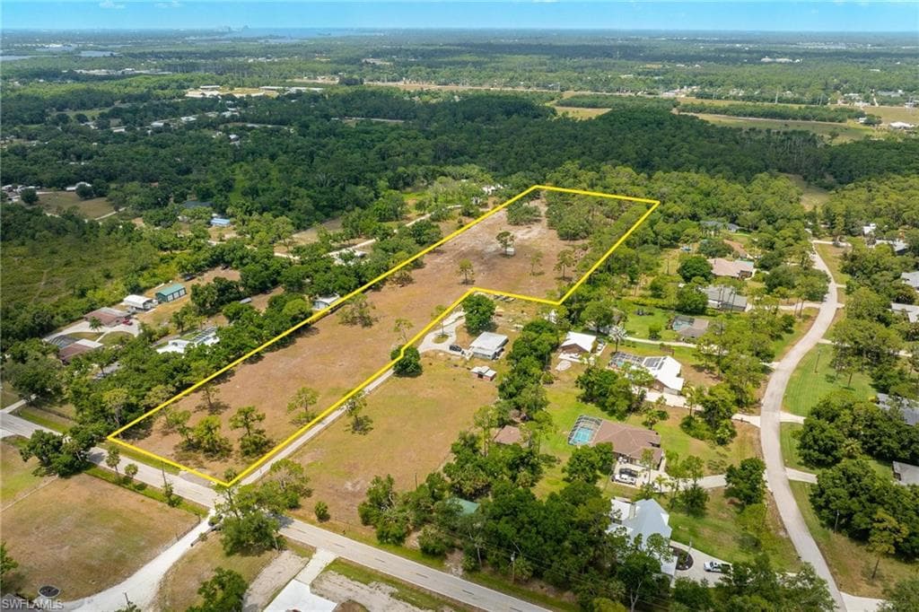 18301 Old Bayshore Rd, North Fort Myers, FL 33917-2