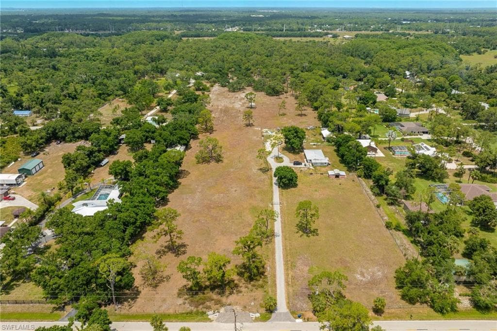 18301 Old Bayshore Rd, North Fort Myers, FL 33917-32