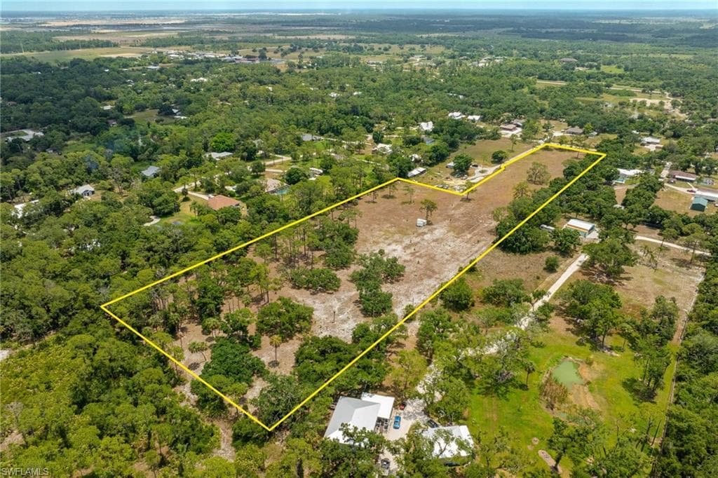 18301 Old Bayshore Rd, North Fort Myers, FL 33917-37