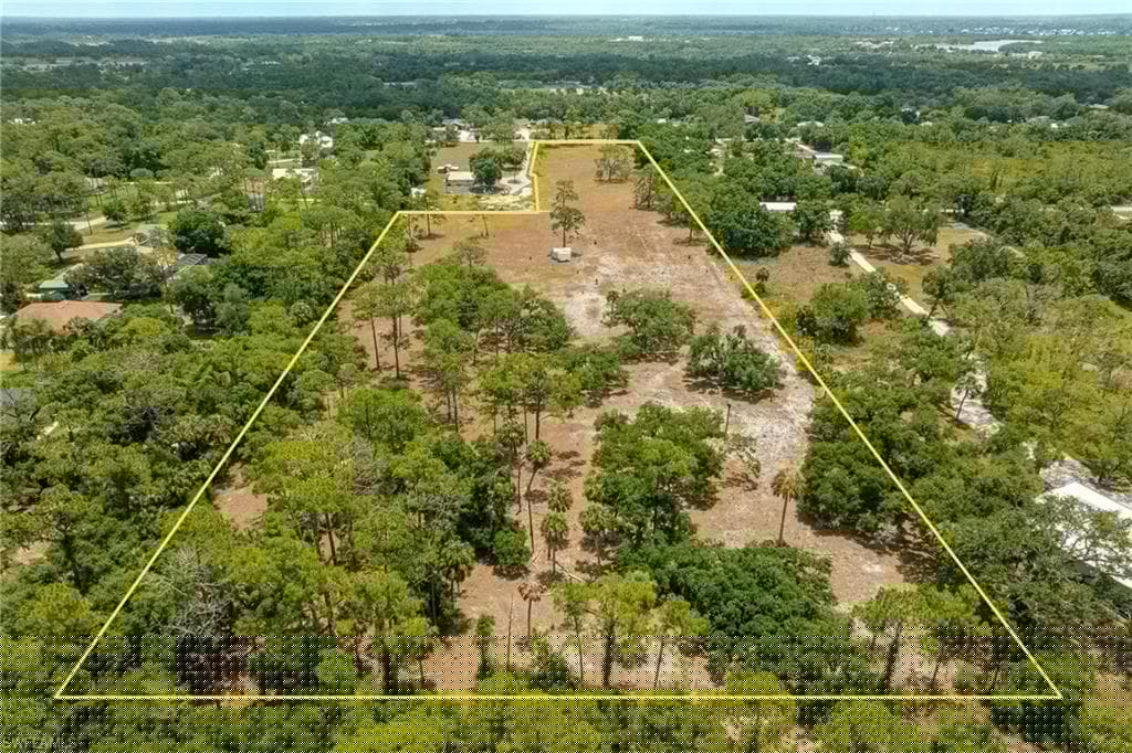 18301 Old Bayshore Rd, North Fort Myers, FL 33917-41