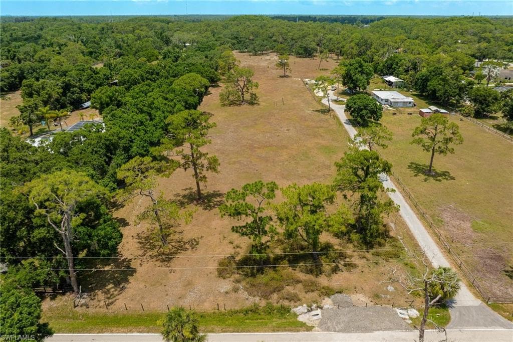 18301 Old Bayshore Rd, North Fort Myers, FL 33917-8