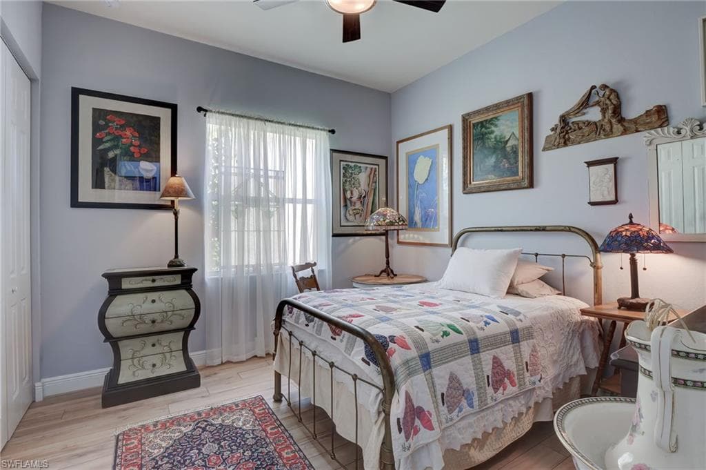 1696 Sarazen Pl, Naples, FL 34120-34