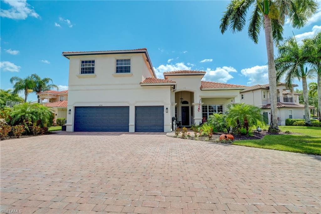 1696 Sarazen Pl, Naples, FL 34120-46