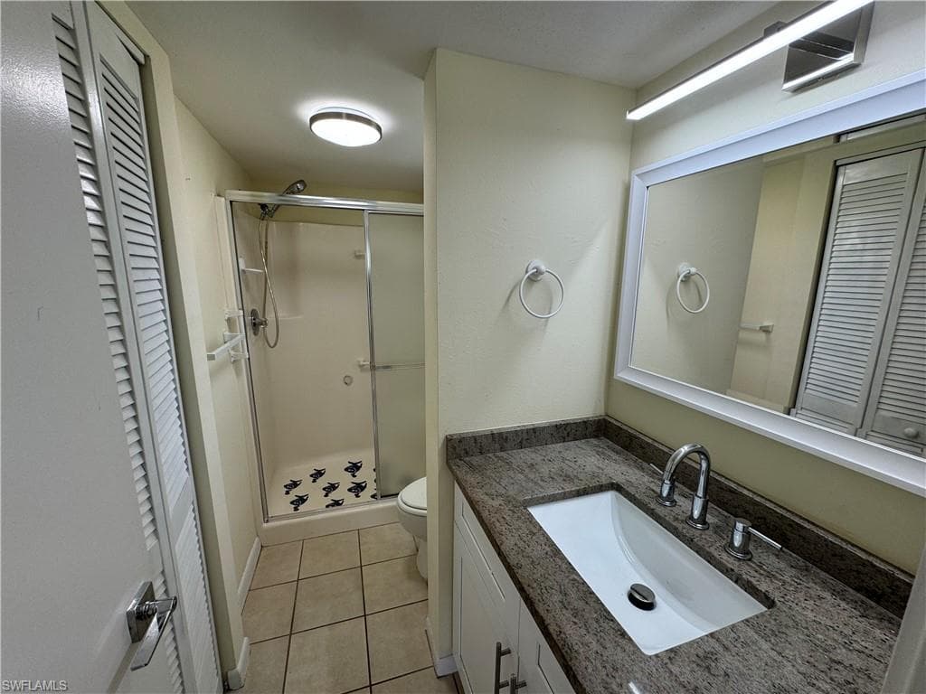 4178 27th Ct SW 101, Naples, FL 34116-11