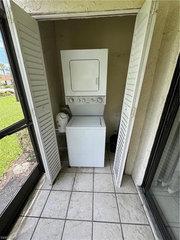 4178 27th Ct SW 101, Naples, FL 34116-16