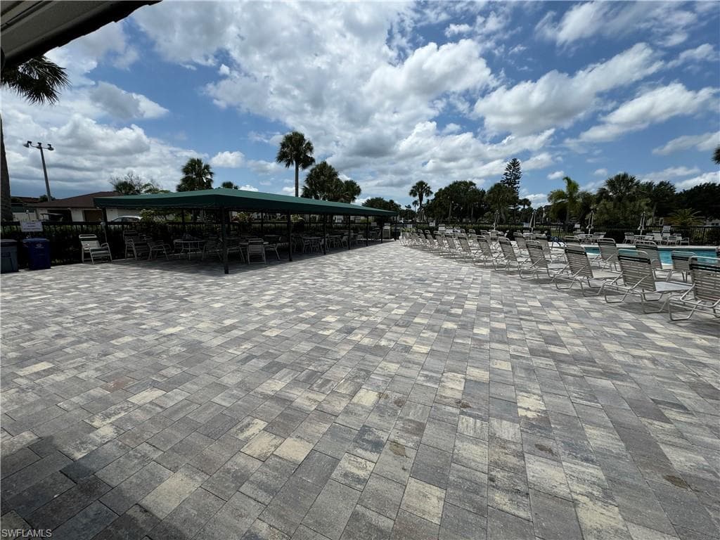 4178 27th Ct SW 101, Naples, FL 34116-20
