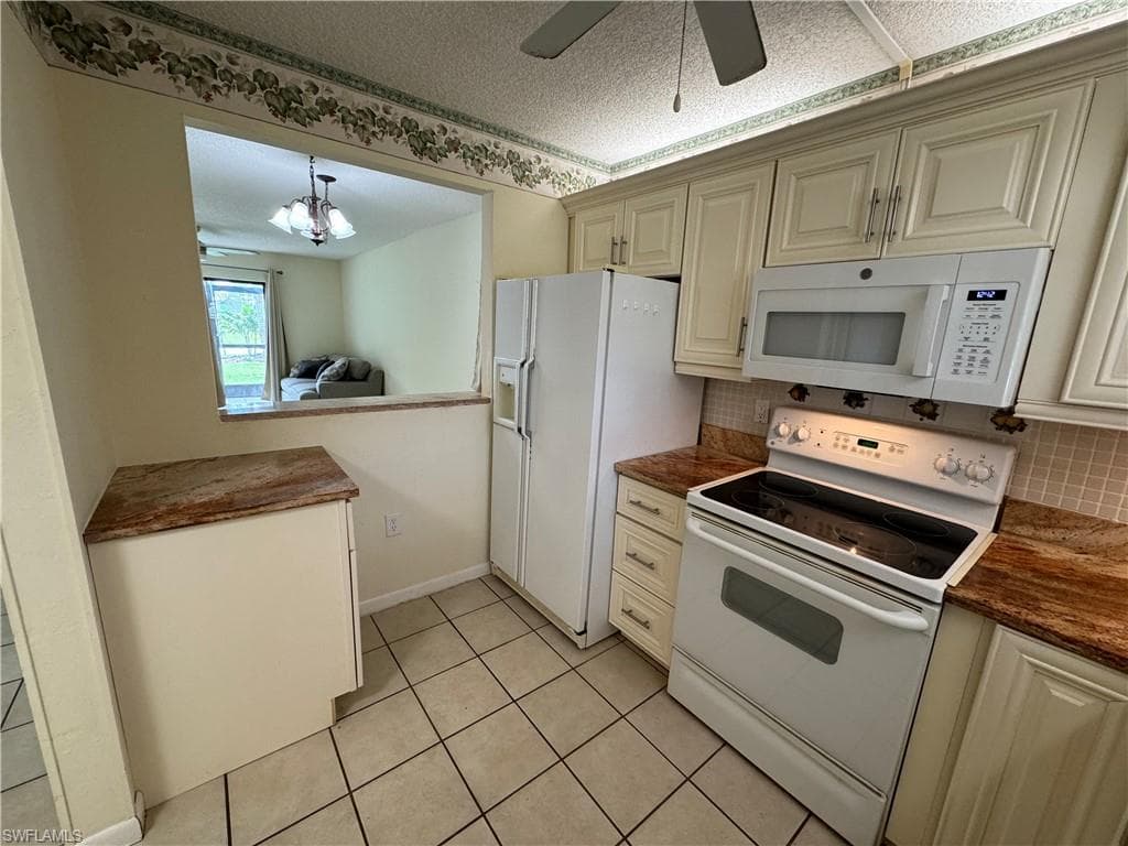 4178 27th Ct SW 101, Naples, FL 34116-5