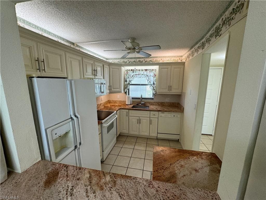 4178 27th Ct SW 101, Naples, FL 34116-6