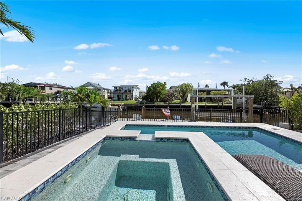 250 Crescent St, Fort Myers Beach, FL 33931-38