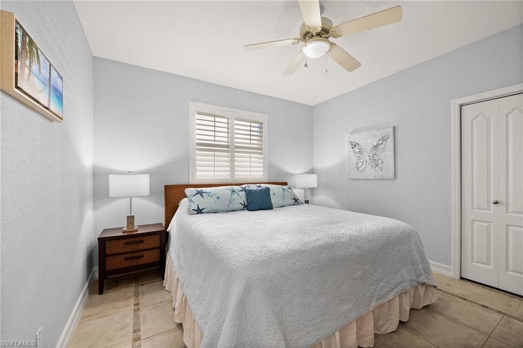 743 98th Ave N, Naples, FL 34108-20