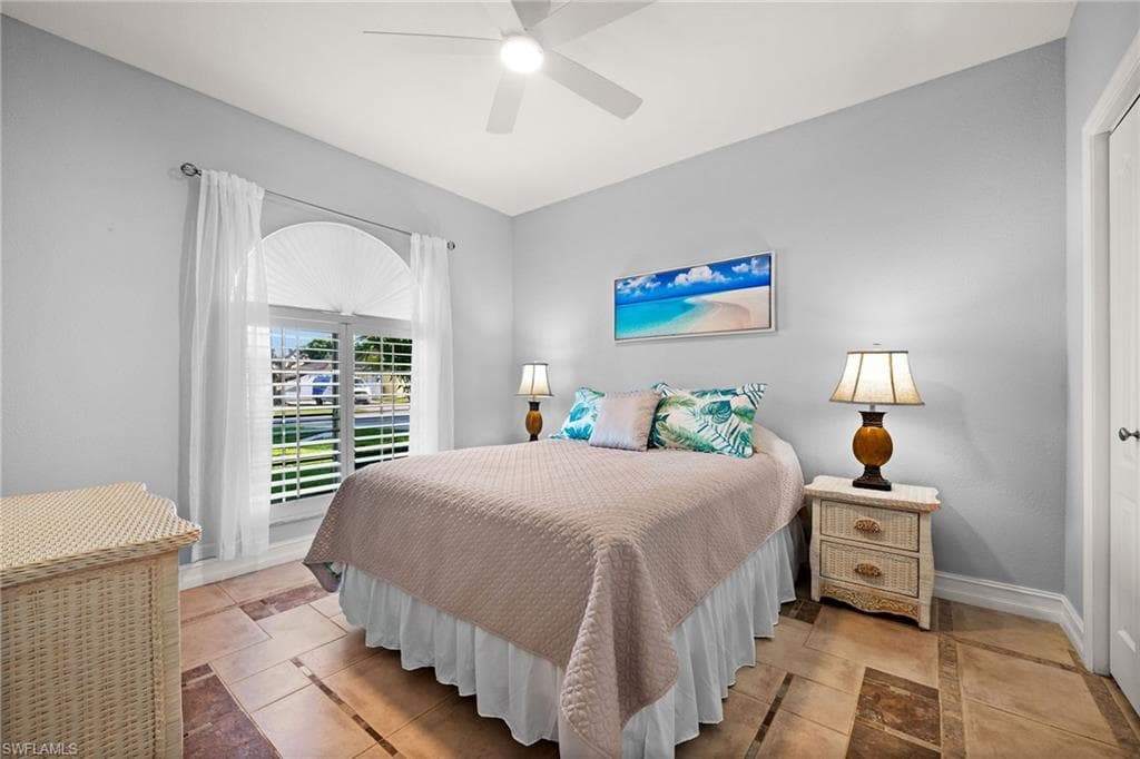 743 98th Ave N, Naples, FL 34108-22