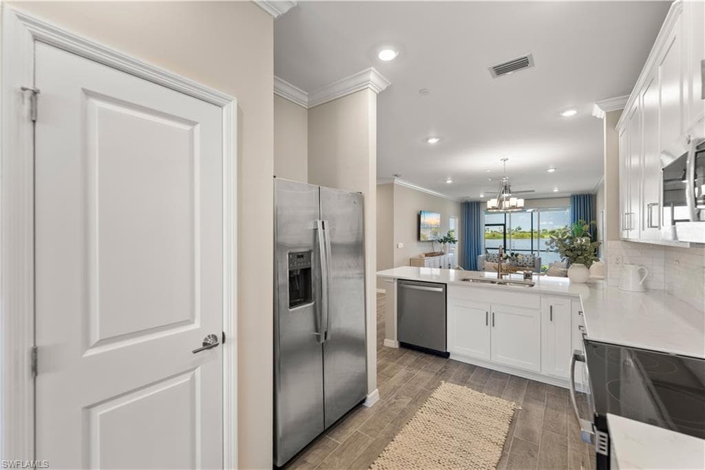 11781 Venetian Lagoon Dr 103, Fort Myers, Fl 33913-9