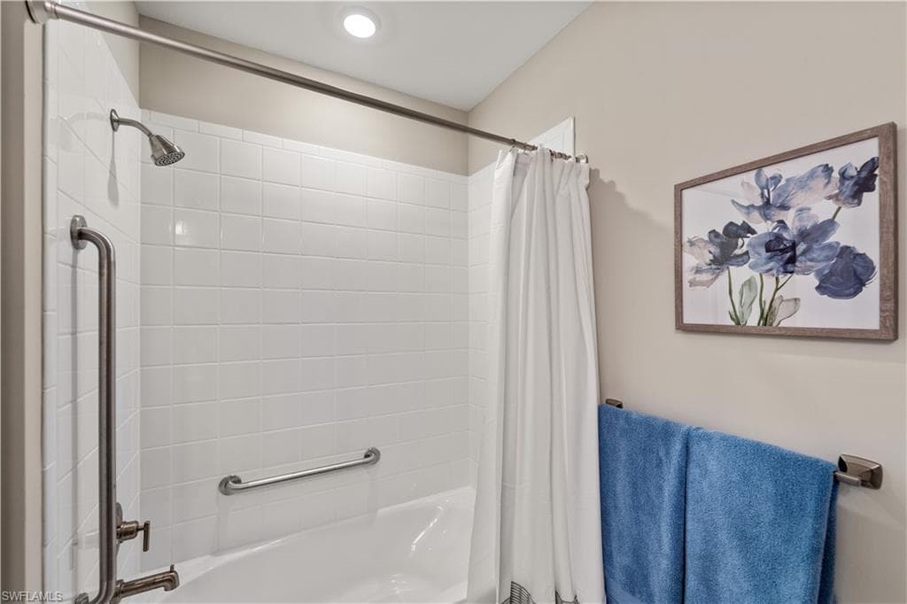 11781 Venetian Lagoon Dr 103, Fort Myers, Fl 33913-35