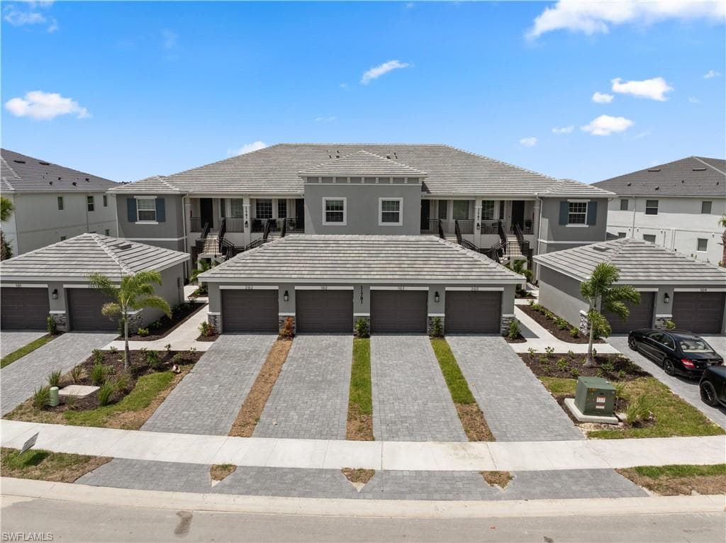 11781 Venetian Lagoon Dr 103, Fort Myers, Fl 33913-3