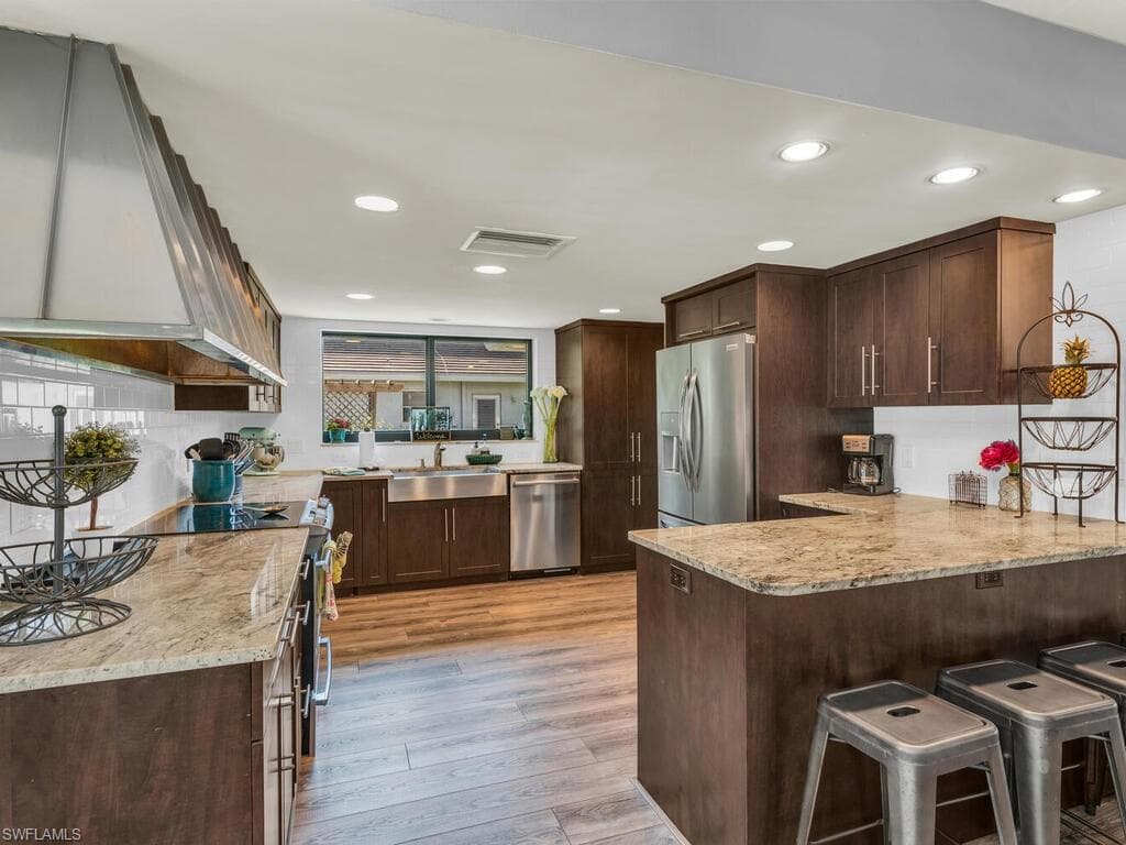 1432 Jamaica Rd, Marco Island, FL 34145-9