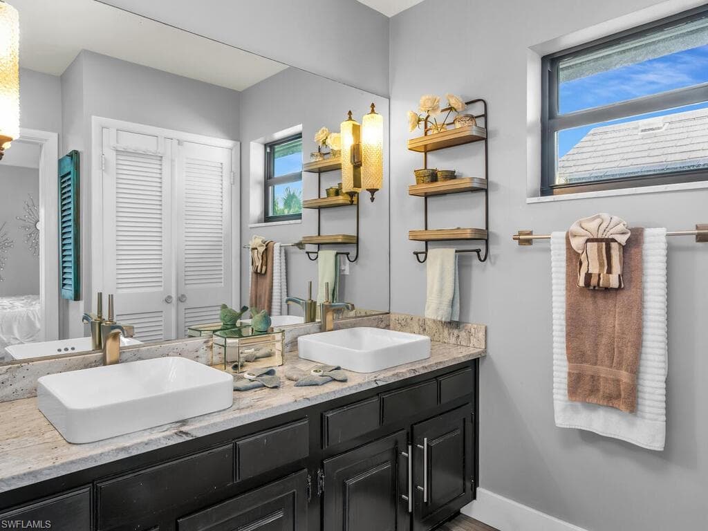 1432 Jamaica Rd, Marco Island, FL 34145-17