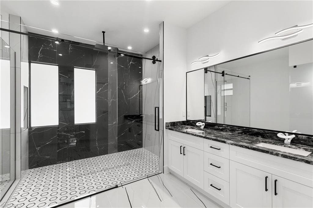 167 Everglades Blvd N, Naples, FL 34120-21