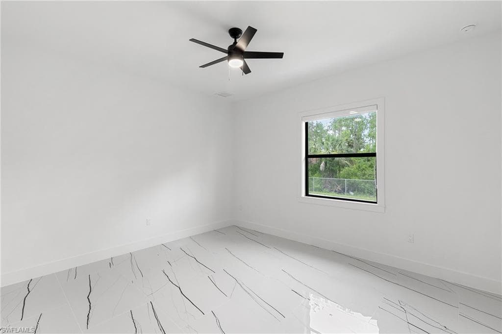 167 Everglades Blvd N, Naples, FL 34120-26