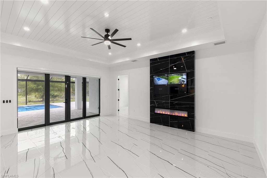 167 Everglades Blvd N, Naples, FL 34120-5
