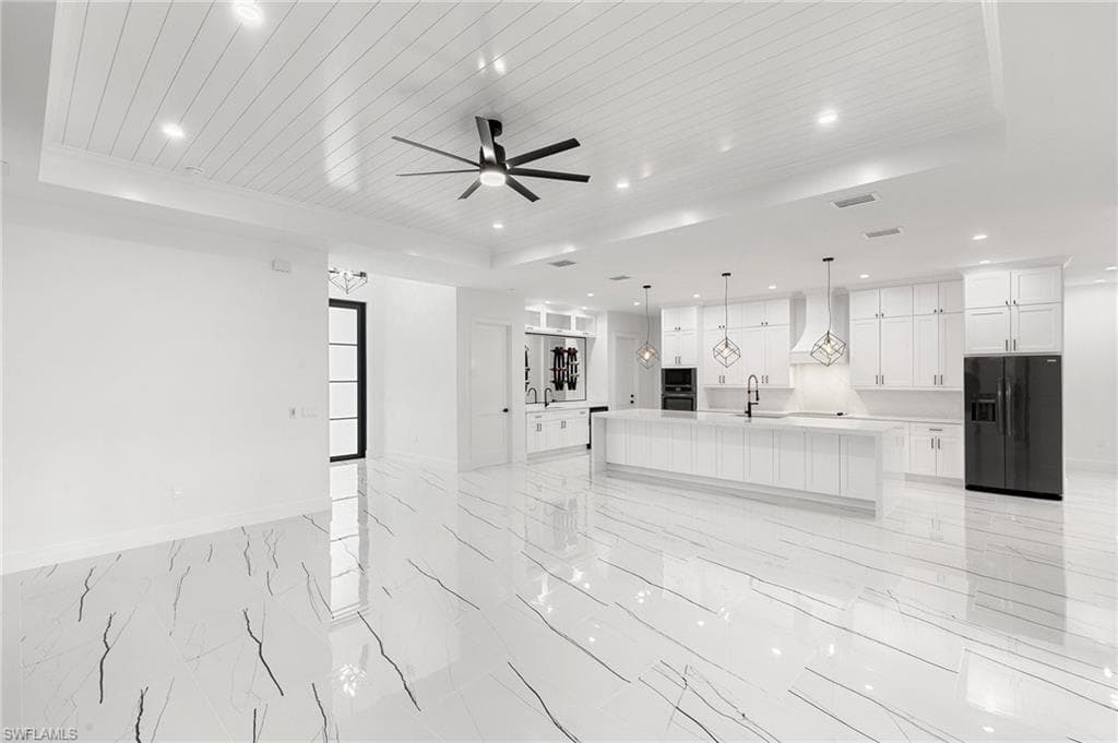 167 Everglades Blvd N, Naples, FL 34120-7