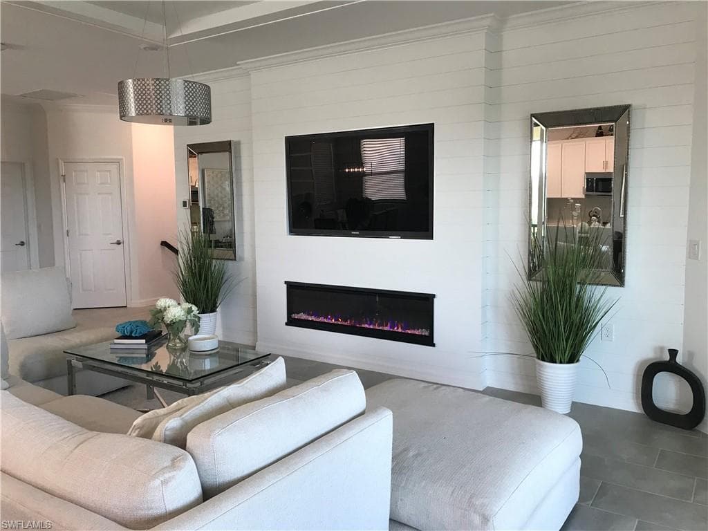 2356 Anguilla Dr 202, Naples, FL 34120-3