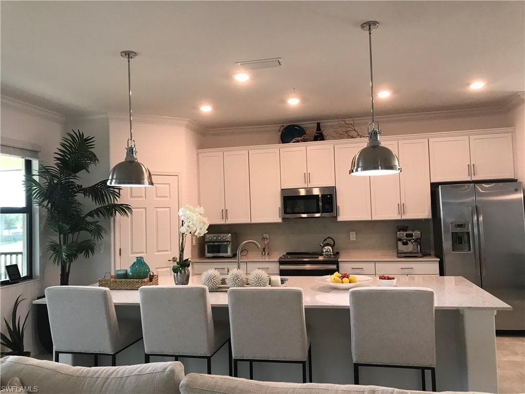 2356 Anguilla Dr 202, Naples, FL 34120-4