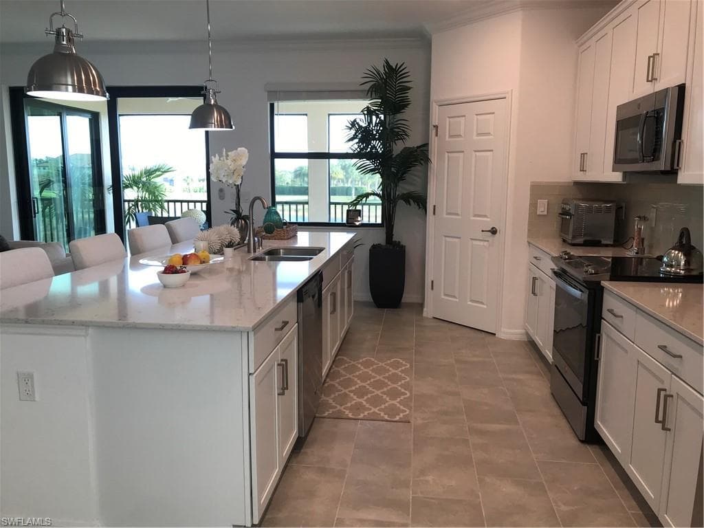 2356 Anguilla Dr 202, Naples, FL 34120-6