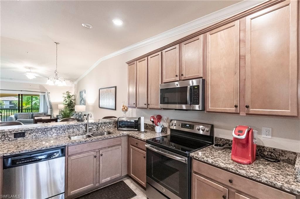 9533 Avellino Way 2922, Naples, FL 34113-6
