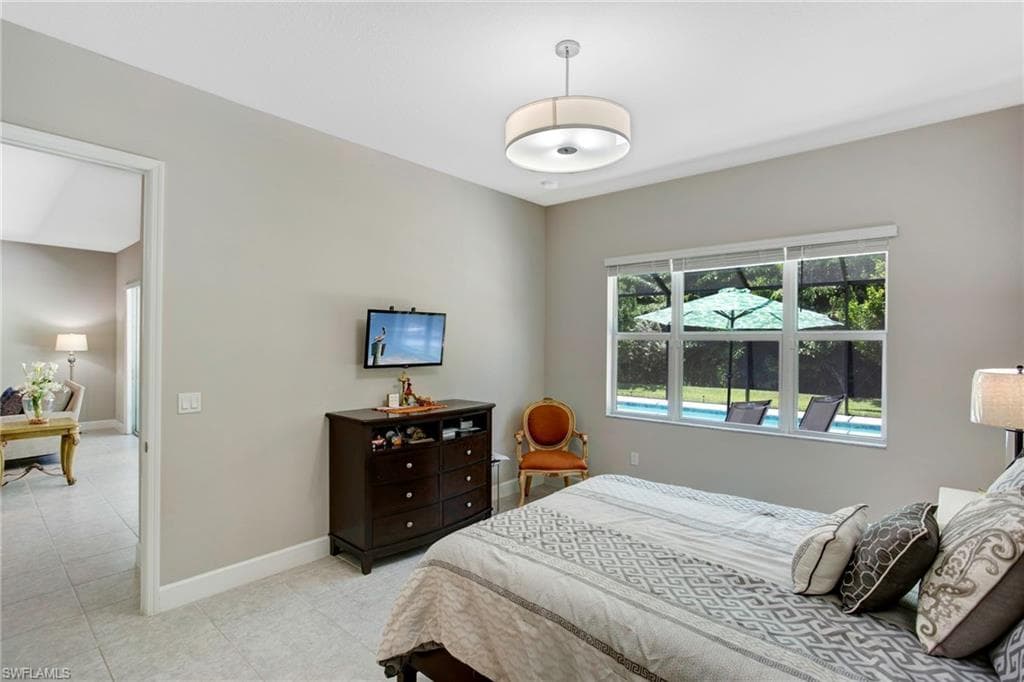 11351 Jacaranda Dr, Naples, FL 34120-28