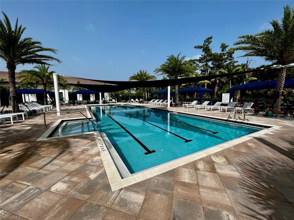 11351 Jacaranda Dr, Naples, FL 34120-45
