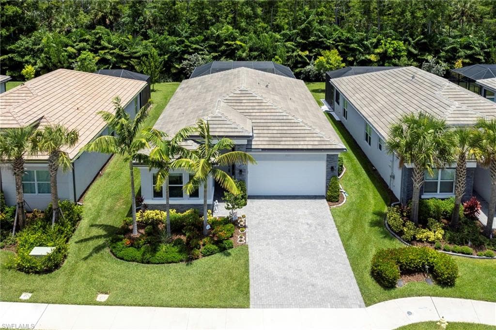 11351 Jacaranda Dr, Naples, FL 34120-5