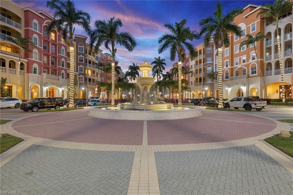 1301 3rd Ave S Ph-w, Naples, FL 34102-17