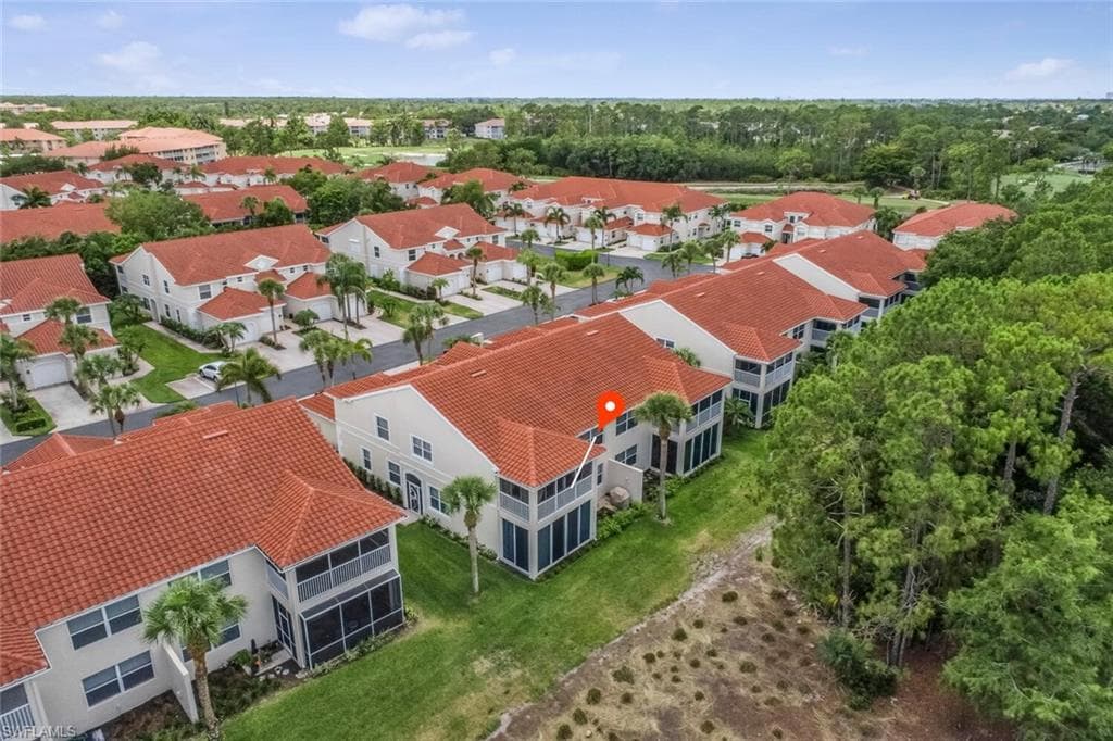 895 Eastham Way 202, Naples, FL 34104-26