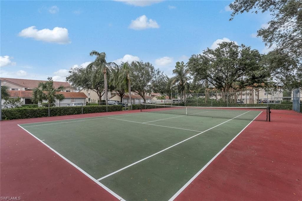895 Eastham Way 202, Naples, FL 34104-32