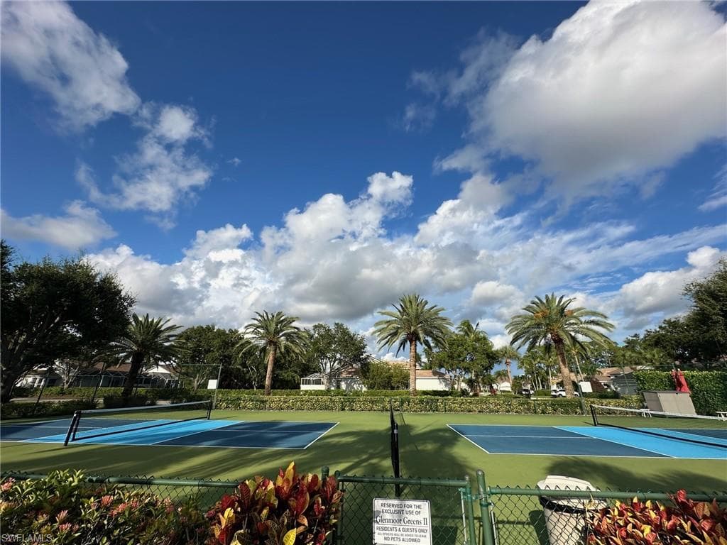 895 Eastham Way 202, Naples, FL 34104-41