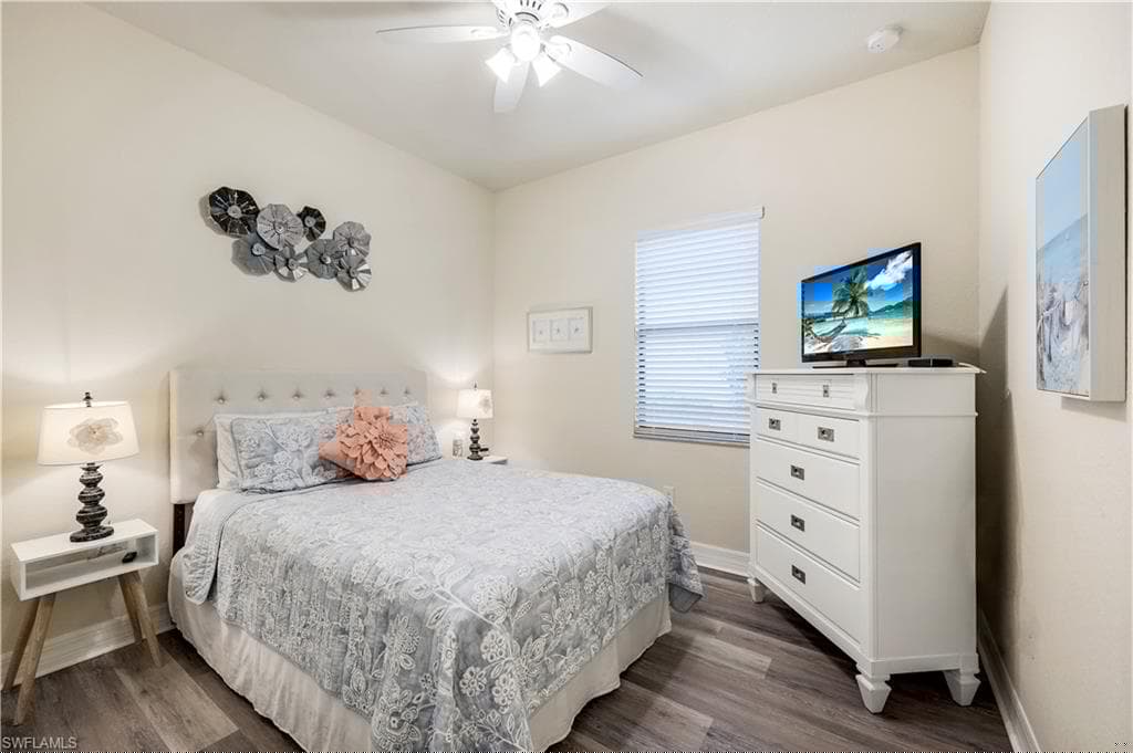 2963 Aviamar Cir, Naples, FL 34114-22