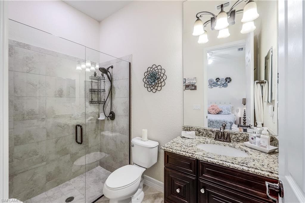 2963 Aviamar Cir, Naples, FL 34114-23